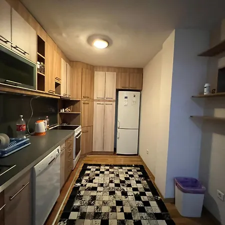 Apartman Moco Apartment *